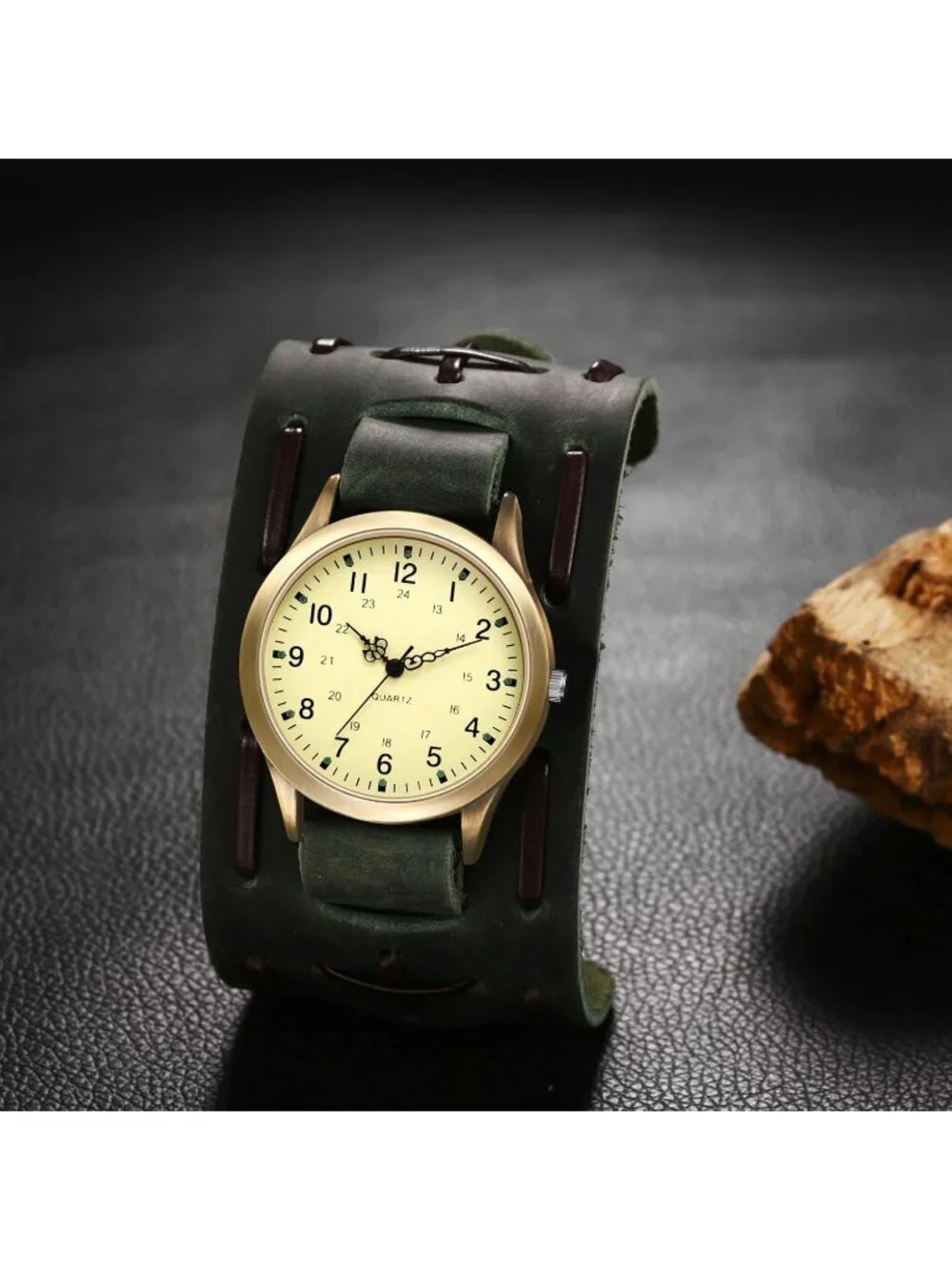 Unisex Green Analog Quartz Arabic Numerals Leather Strap Vintage Wrist Watch